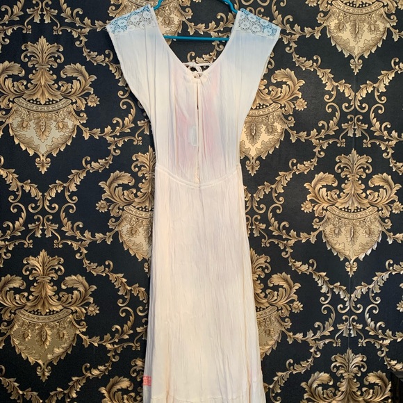 🦇 Boho Babe Maxi Dress 🦇 - Picture 2 of 4